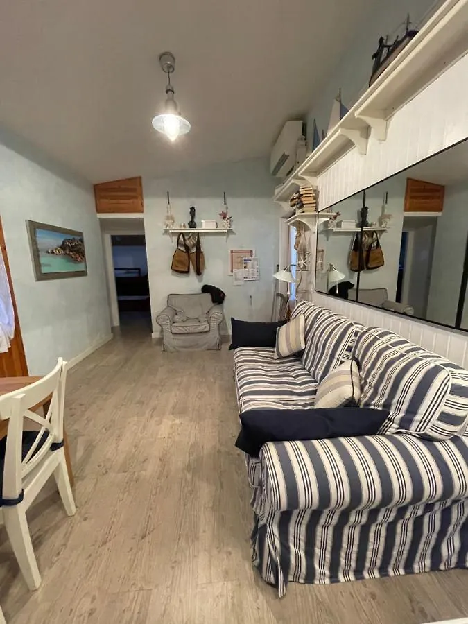 Apartament La Flabellina Blu Porto Ottiolu 0*,  Włochy