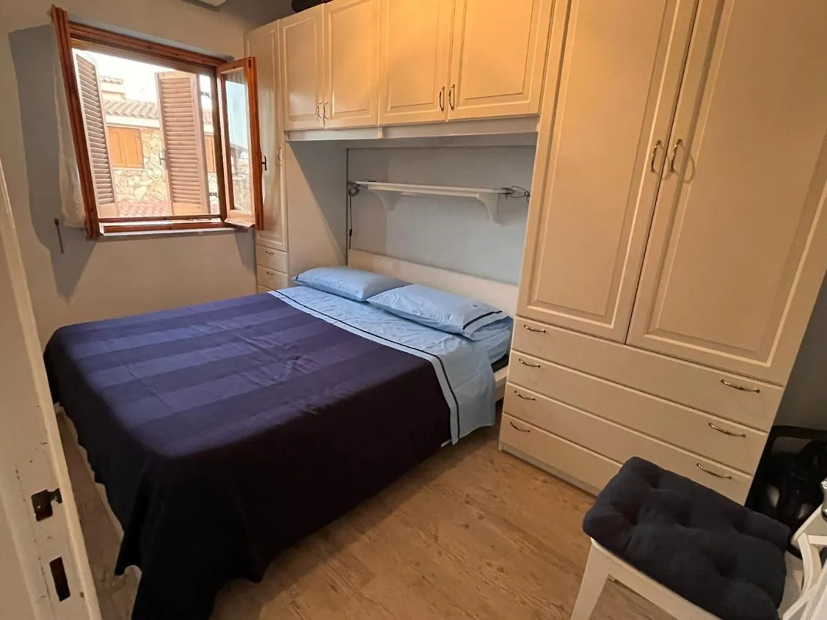Apartament La Flabellina Blu Porto Ottiolu 0*,  Włochy
