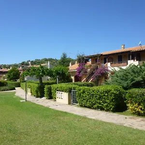 Porto Ottiolu Family Apartments Aparthotel
